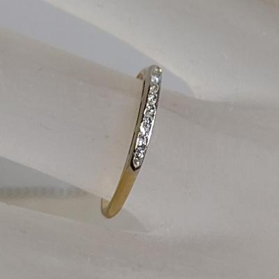 14K Yellow Gold Diamond Band Ring Size 6.25 Total Weight 1.4 grams (#19)