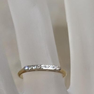 14K Yellow Gold Diamond Band Ring Size 6.25 Total Weight 1.4 grams (#19)