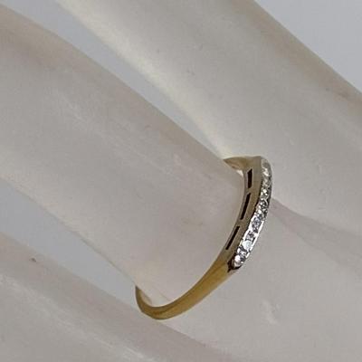 14K Yellow Gold Diamond Band Ring Size 6.25 Total Weight 1.4 grams (#19)
