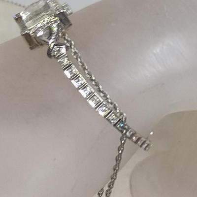 14K White Gold with Diamond Accent Longines Ladies Wristwatch Size 6" (#21)