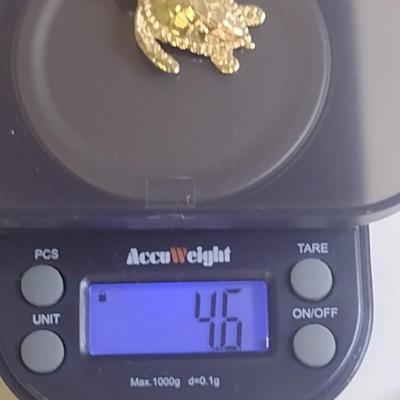 14K Yellow Gold Sea Turtle Pendant Total Weight 4.6 grams (#23)