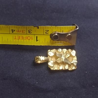 14K Yellow Gold Nugget Design Pendant Total Weight 3.6 grams (#24)