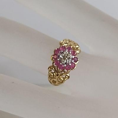 10K Yellow Gold Ruby and Diamond Filigree Band Ring Size 6 Total Weight 3.0 Grams (#26)