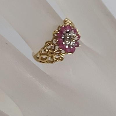 10K Yellow Gold Ruby and Diamond Filigree Band Ring Size 6 Total Weight 3.0 Grams (#26)