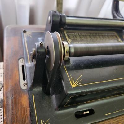 Antique Thomas Edison Home Phonograph w Cylinders Tested