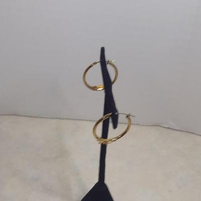 10K Yellow Gold Heart Accent Hoop Earrings Total Weight 1.6 grams (#29)