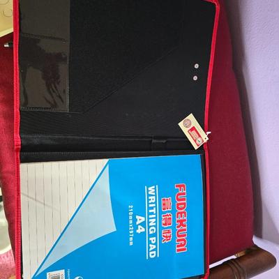 Razorback writing pad