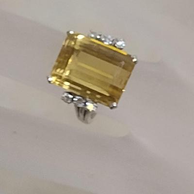 18K White Gold Emerald Cut Citrine and Diamond Cocktail Ring Size 6 Total Weight 6.1 grams (#30)