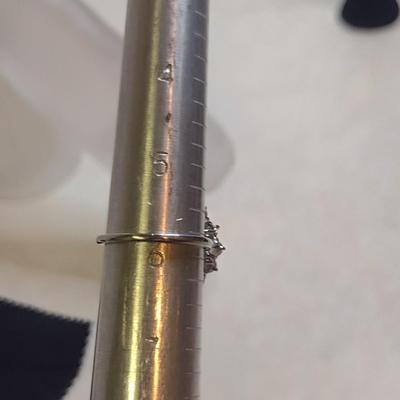 Platinum Diamond Cluster Ring Size 6 Total Weight 6.2 grams (#31)