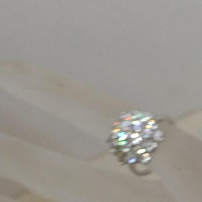 Platinum Diamond Cluster Ring Size 6 Total Weight 6.2 grams (#31)