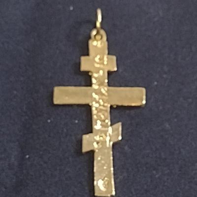 18K Yellow Gold Orthodox Cross Charm Pendant Total Weight 2.7 grams (#33)