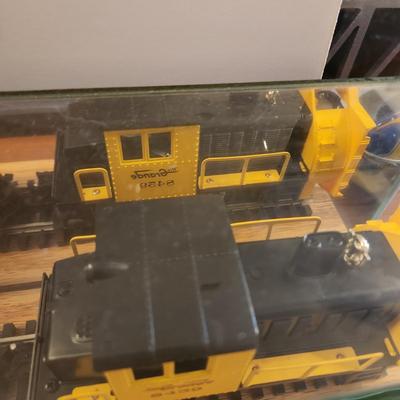 Rio Grande 8459 Rotary Snow Plow, NYC 4-6-4 Hudson Steam #773 New York Central Tender in Glass Show Case