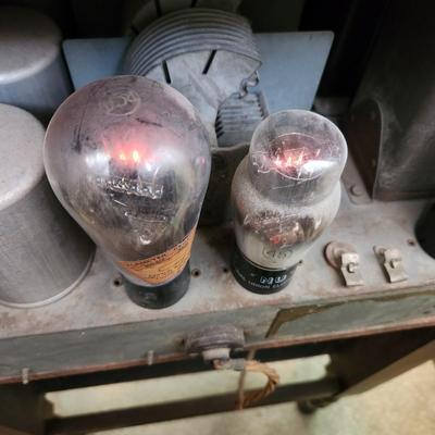 Antique Philco Cabinet Tube Radio Working