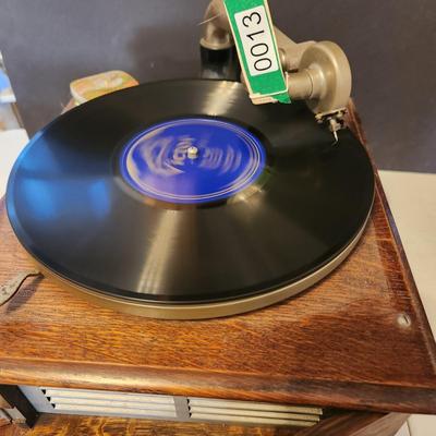 Victor Talking Machine VV-IV 6888 Phonograph Record Player Tested Working