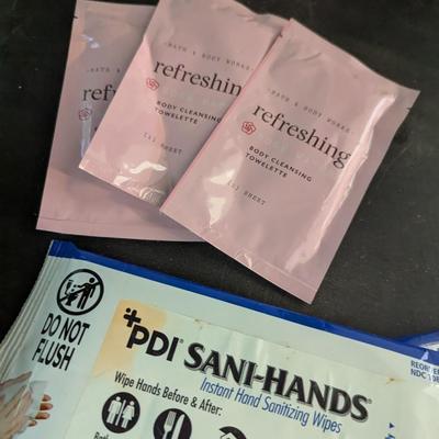 Cleanings Wipes Yuni Body Wipes Glove Foot Treatment (SB)