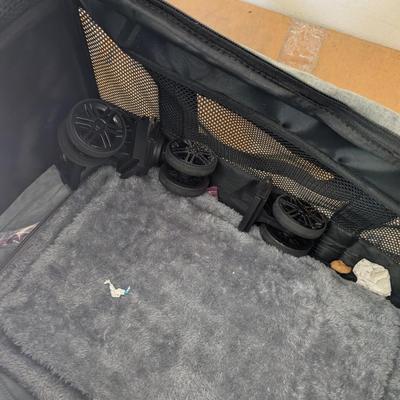 Pecute Soft Small Dog Crate With Wheels (G)