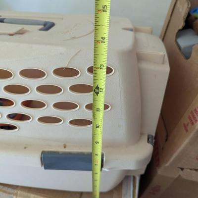 Petmate Small Hard Side Dog Crate (G)