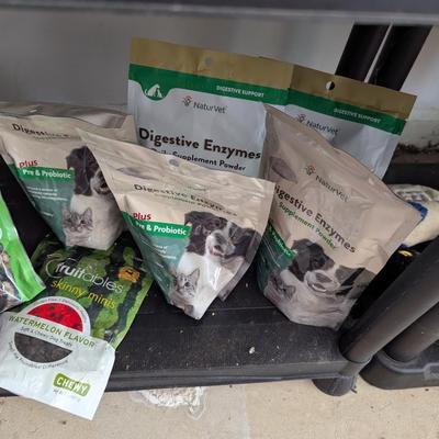 Assortment Of Dog Treats & Trimmer #7 (G)