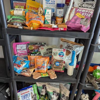Assortment Of Dog Treats & Trimmer #7 (G)
