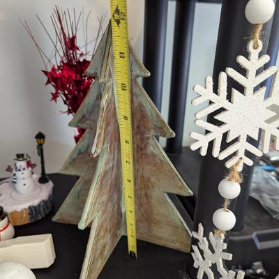 Christmas Decorations (G)