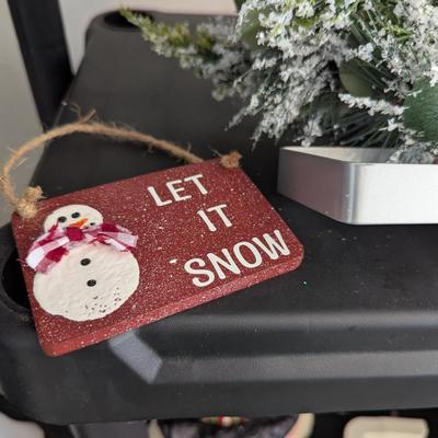 Christmas Decorations (G)