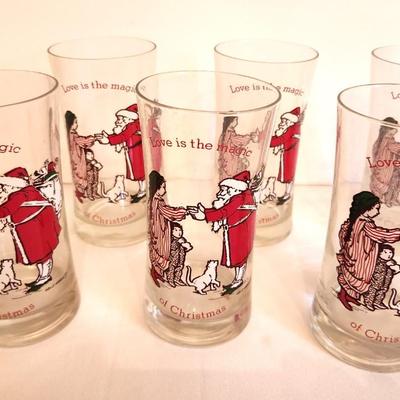 Lot #122 Lot of 6 Vintage Hollie Hobbie Drinking Glasses - Christmas 1970s