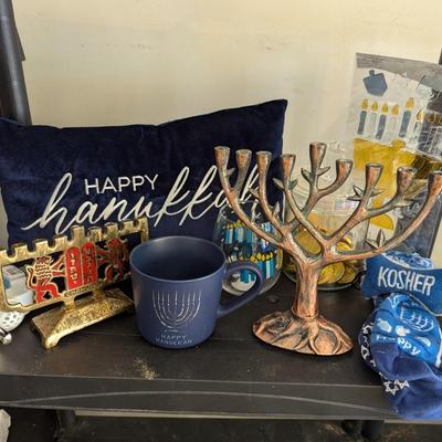 Hanukkah Decorations (G)