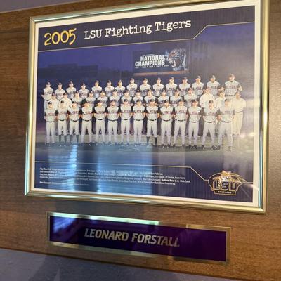 LSU paraphernalia