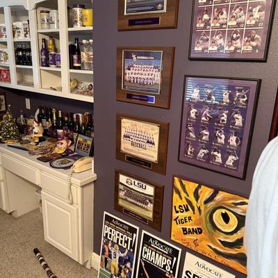 LSU paraphernalia