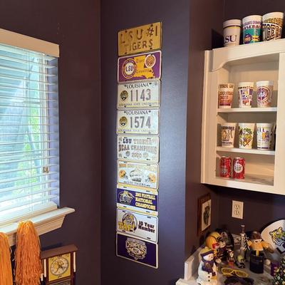 LSU paraphernalia