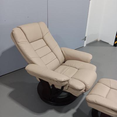 RECLINING LEATHER CHAIR WITH OTTOMAN