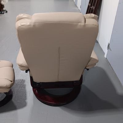 RECLINING LEATHER CHAIR WITH OTTOMAN