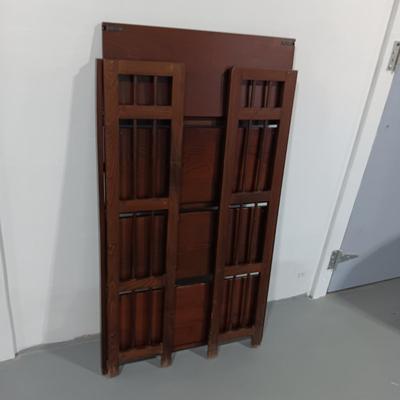 FOLDING WOODEN SHELF