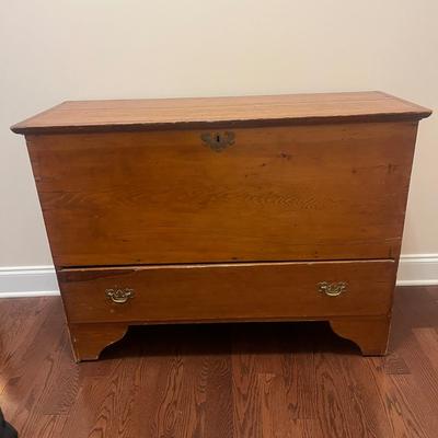 One Drawer Pine Blanket Chest (H-MG)