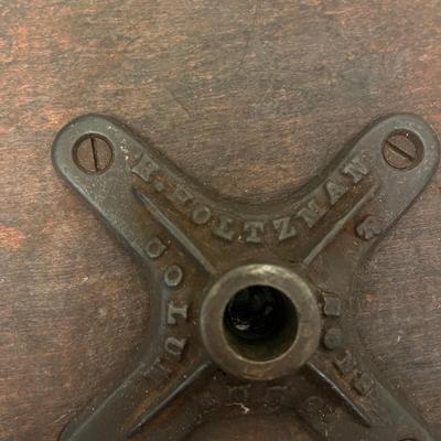 H. Holtzman & Sons Piano Stool (H-MG)