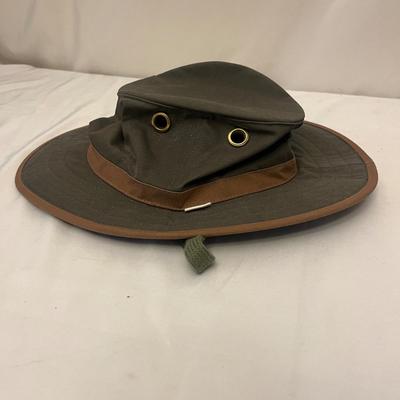 Brazos Hickory Walking Stick, Tilley Hats and Three Belts (DR-MG)