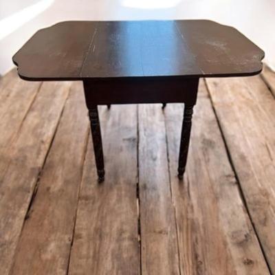 Drop Leaf Table (DR-MG)