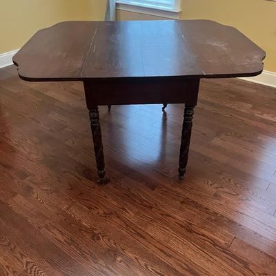 Drop Leaf Table (DR-MG)