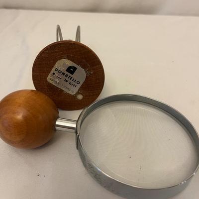 Glass Vortex & Two Magnifying Glasses (O-MG)