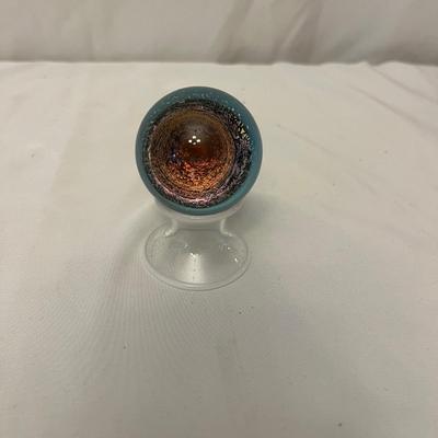 Glass Vortex & Two Magnifying Glasses (O-MG)