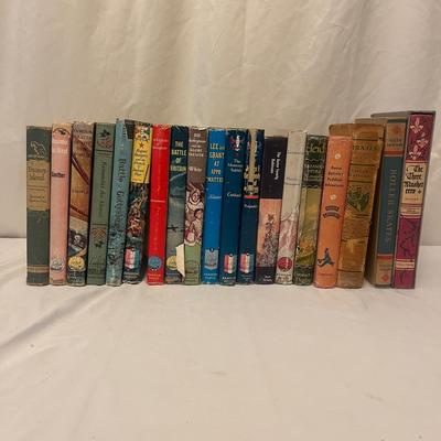 Vintage Classic Books (O-MG)