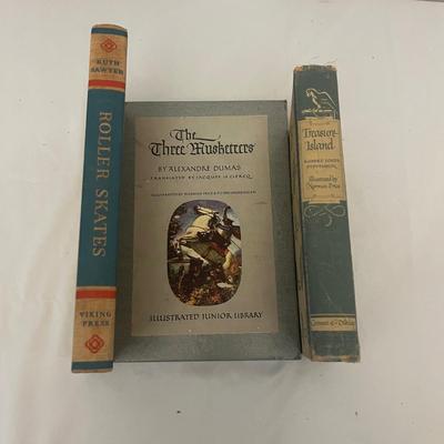 Vintage Classic Books (O-MG)