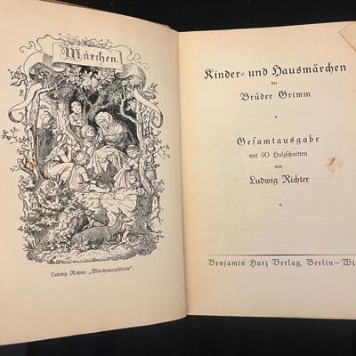 German Glass Beer Steins, Glasses & Books (O-MG)