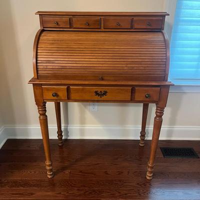 Tell City Chair Co. Young Republic Petite Roll Top Secretary & Chair (O-MG)