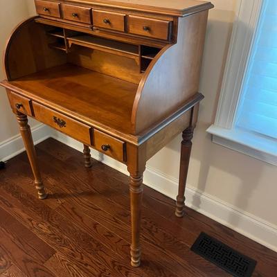 Tell City Chair Co. Young Republic Petite Roll Top Secretary & Chair (O-MG)