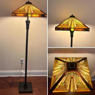 Quoizel Two Light Floor Lamp (O-MG)