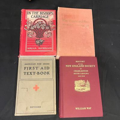 Antique & Vintage Books & Book Lovers Mug (O-MG)