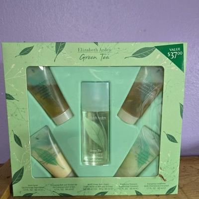 Elizabeth Arden green tea
