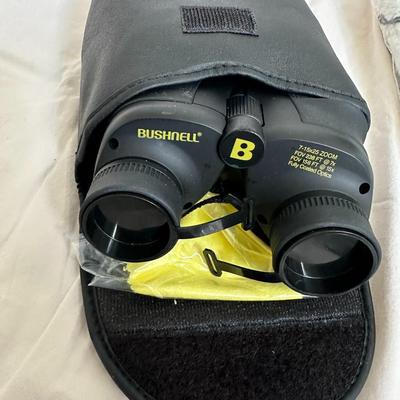 Golfer's Lot: 6 Baseball Caps, Books, Nike Shirt, Binoculars AND Tervis Tumbler (New) (B3)