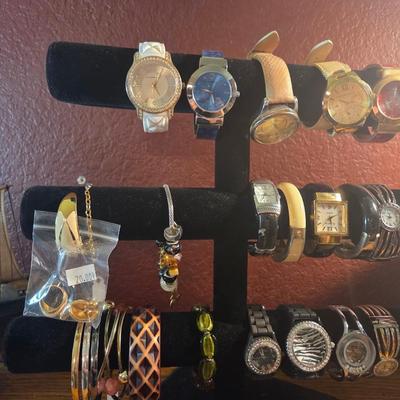 Sale Photo Thumbnail #11: Jewelry 
Jewelry boxes
Show shine box

Display & shelves not included